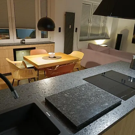 3 Maja 4 Apartamento Gorlice